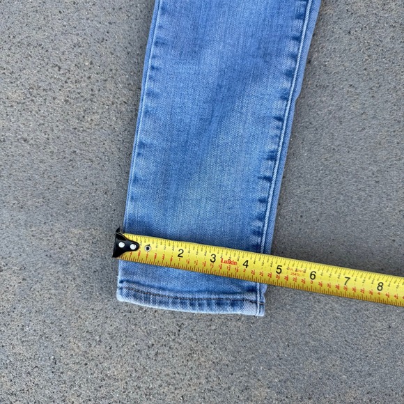 Levi's 721 High Rise Skinny Jeans Light Wash Distressed Size 27 - Picture 8 of 8